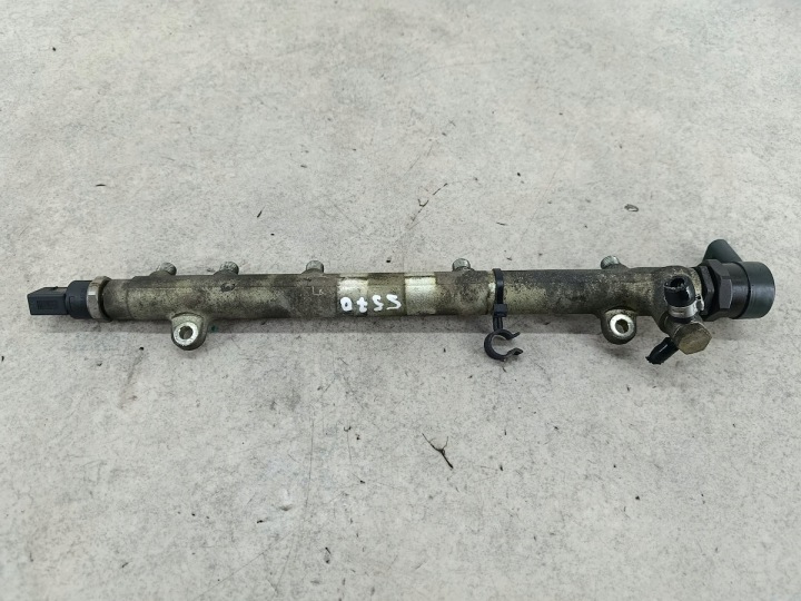 MOULURE INJECTION DIESEL MERCEDES VITO W639 A6110700395 0445214038 BOSCH