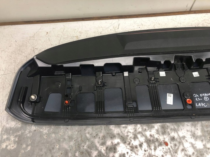 SPOILER SPOILER COUVERCLES DE COFFRE COUVERCLES DE COFFRE AUDI Q4 E-TRON LA7C 89A827933