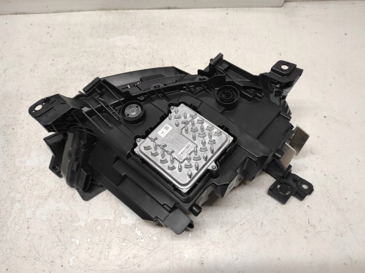 OPEL MOKKA B 20- PHARE GAUCHE AVANT COMPLET LED MATRIX 9834016880