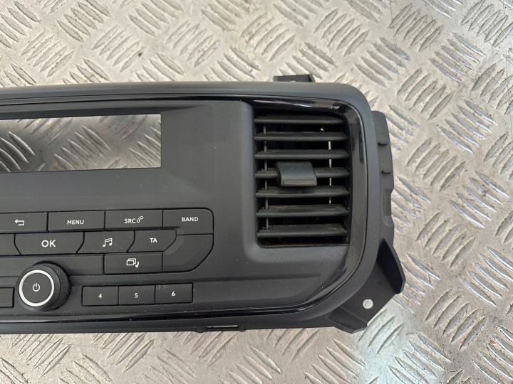 CITROEN JUMPY III PANNEAU RADIO GRILLES 98120819ZD
