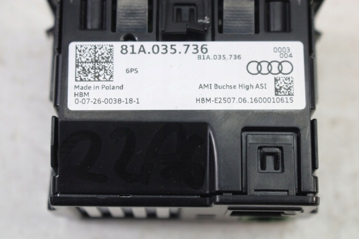 AUDI A6 TRANSMISSION USB PRZYLACZE 81A035736 81A 035 736 PRISE USB AUX 4G C7 A7