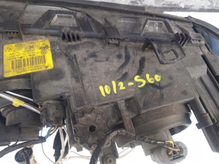BMW 3 E46 98- PHARE AVANT DROITE UNIVERSEL BERLINE EUROPE