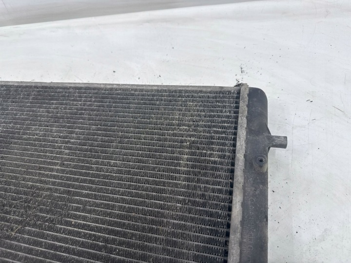 RADIATEUR EAU AUDI A3 S3 8L 1J0121253P