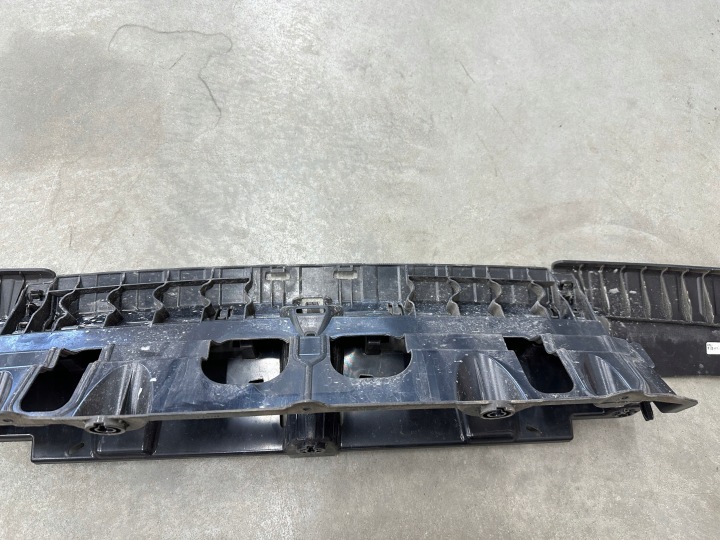 GLISSIÈRE FIXATION PARE-CHOCS ARRIÈRE BMW X5 G05 ORIGINAL 7420650