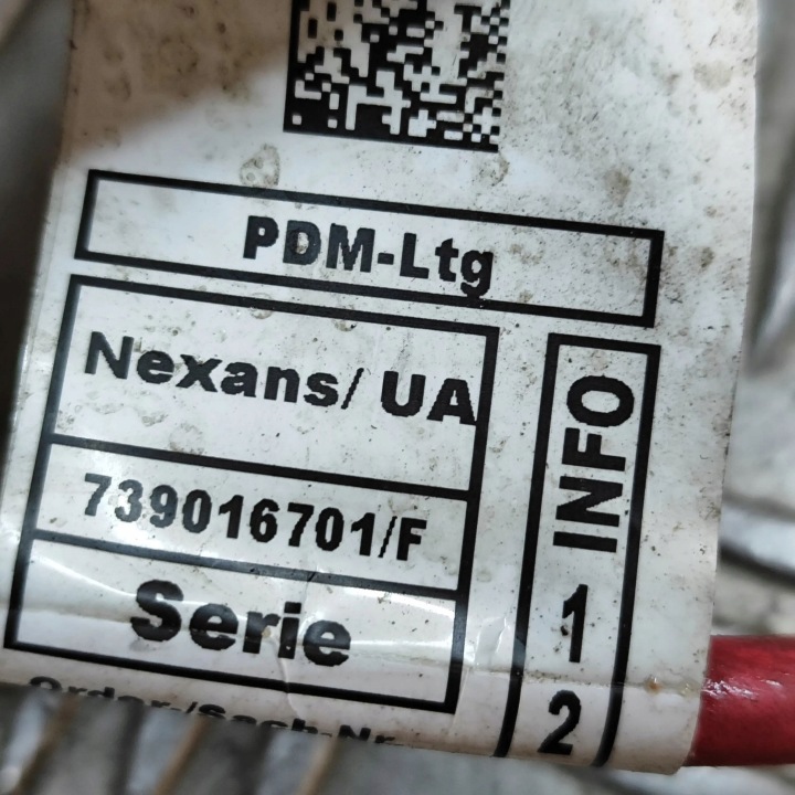 BMW 2 F44 2022 PLUS SERRE-CÂBLE FIL BATTERIE