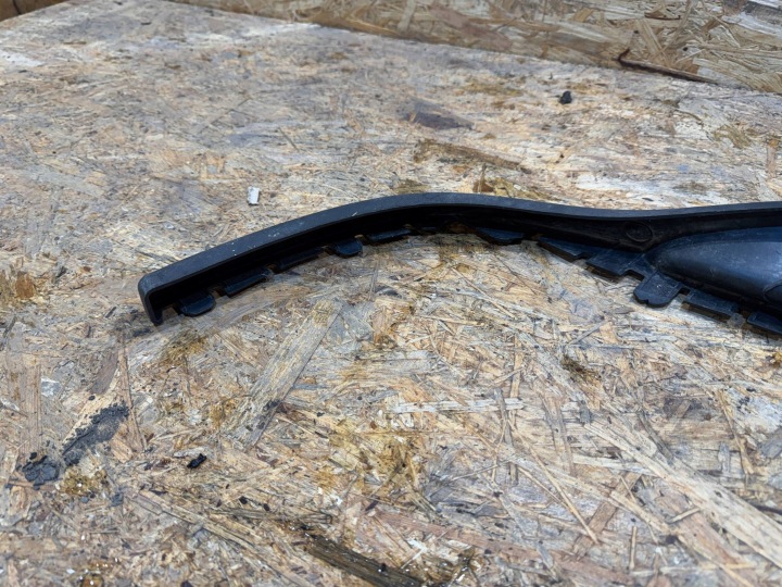 VW PASSAT B3 88-93 LÈVRE SPOILER DROIT PARE-CHOCS AVANT AVANT