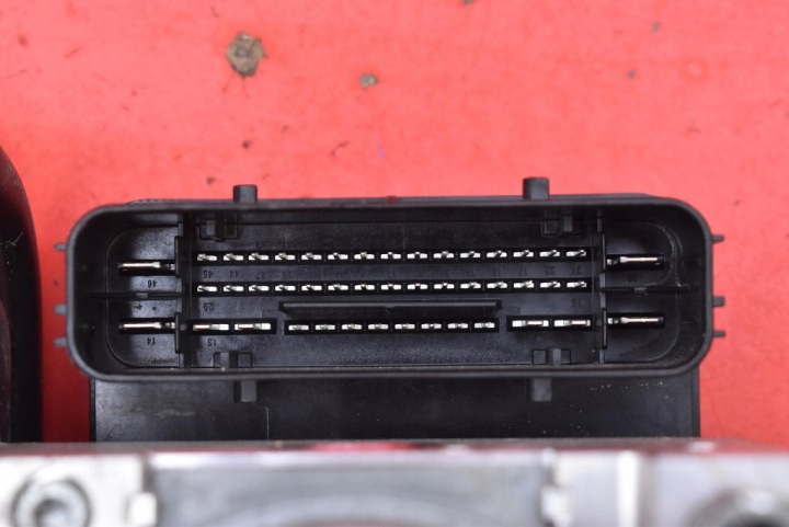 POMPE ABS EG9C-2C405-EC FORD MONDEO MK5 2.0 TDCI 150 KM 14-20