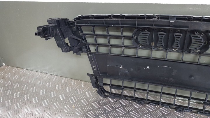 AUDI A5 8T 07-11 GRILLE CALANDRE