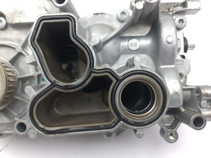 SKODA OCTAVIA MK4 2024 POMPE À EAU