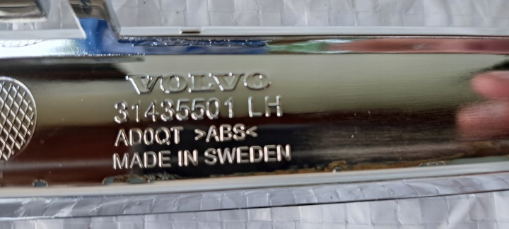 VOLVO S90 MOULURE CHROME SEUIL GAUCHE 31435501