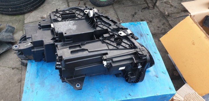 BMW X1 U11 PHARE AVANT AVANT DROITE COMPLET LED EUROPE 5A9A228