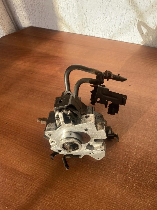 POMPE CARBURANTS KIA CARENS II (FJ) 3310027400 2.0L DIESEL 103KW 2007