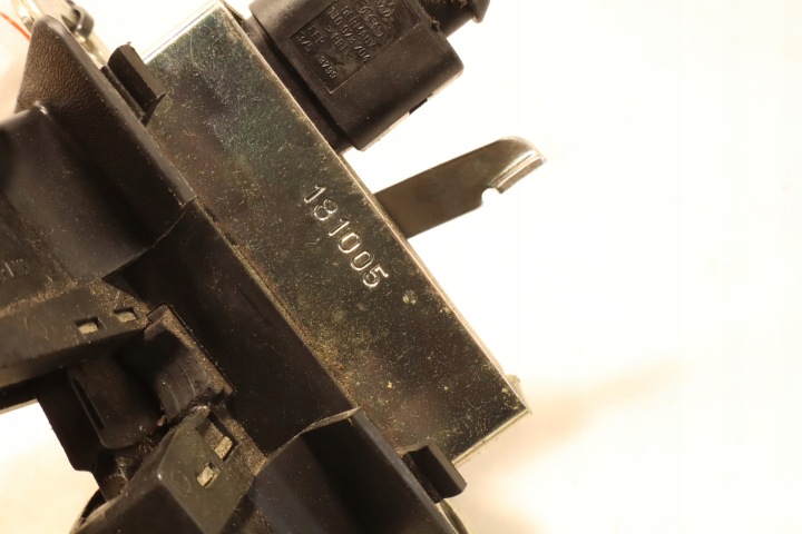 SERRURE COUVERCLES DE COFFRE COUVERCLES DE COFFRE SEAT LEON II 1P0827505A