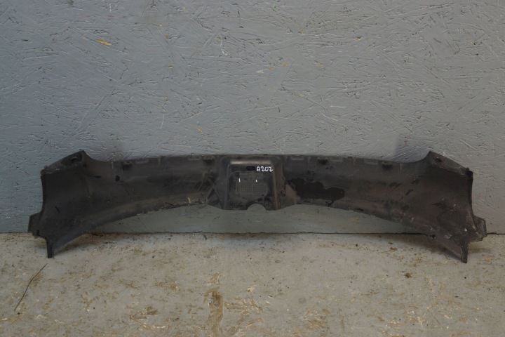 AUDI A6 C6 PROTECTION PANNEAU AVANT 4F0807081 (A207)