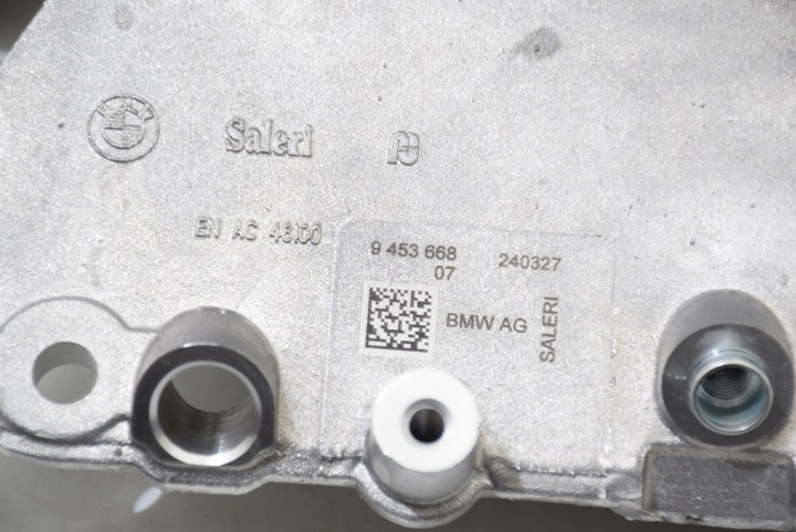 BMW G60 G61 550EX G70 750EX G09 50E POMPE À EAU B58X B58B30S