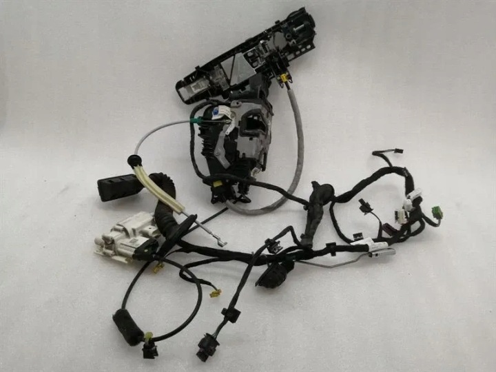 MERCEDES S-CLASS W222 RRH DOOR LOCK KEYLESSGO A0997308200 RE