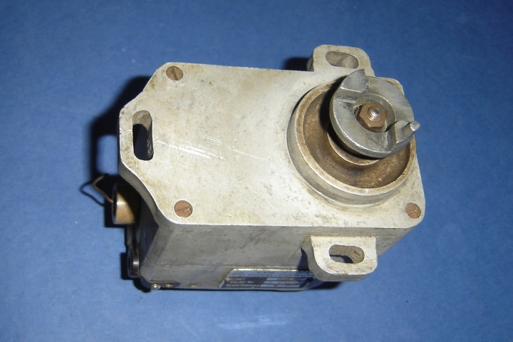 JUNAK M 07 10 AWO GÉNÉRATEUR D'ÉTINCELLES EZ 41 VERS MONTAGE BOUGIE OK 8 MM VERS MONTAGE