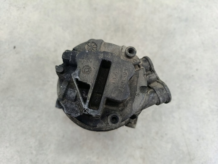 POMPE COMPRESSEUR DE CLIMATISATION OPEL ZAFIRA B 13124751 383601234 DELPHI 1.7