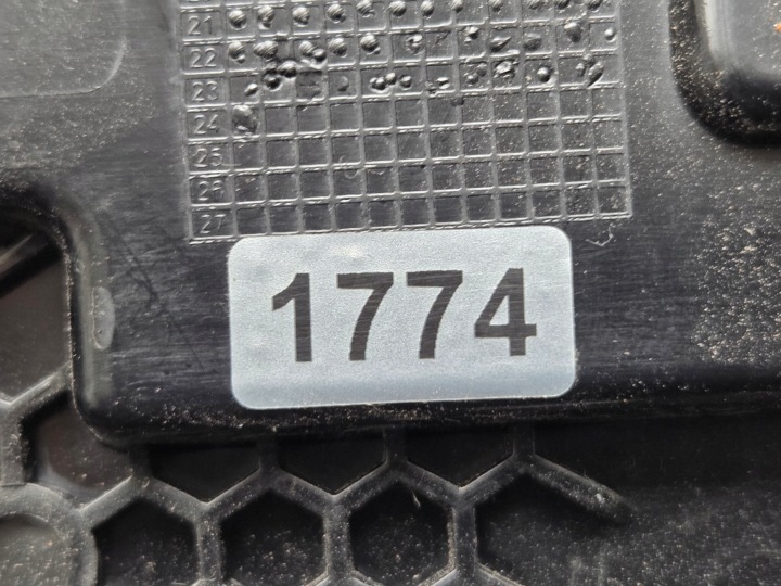 FORD FOCUS MK4 CHÂSSIS FIXATION POIGNÉE NX7B-18880