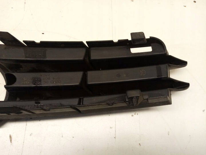 ORIGINAL DROITE GRILLE PARE-CHOCS AVANT AUDI A3 8P PHARES ANTIBROUILLARD 8P4807682B