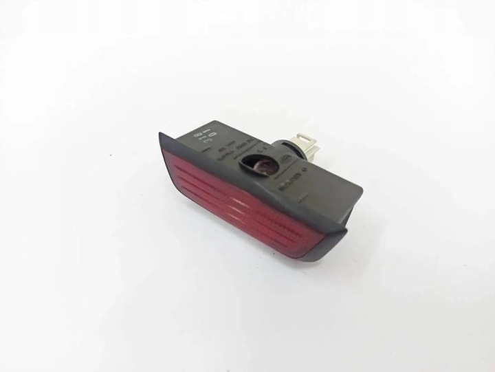ÉCLAIRAGE PORTES MERCEDES-BENZ C (W204) A2048207901 34317017 2.2L 2008