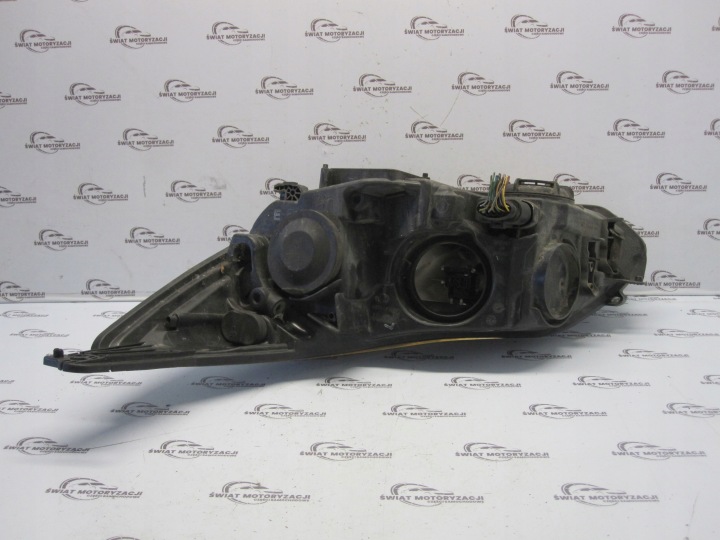 FORD FOCUS MK3 III PHARE DROITE AVANT BM51-13W029-DF 1481914820 ANGLAIS