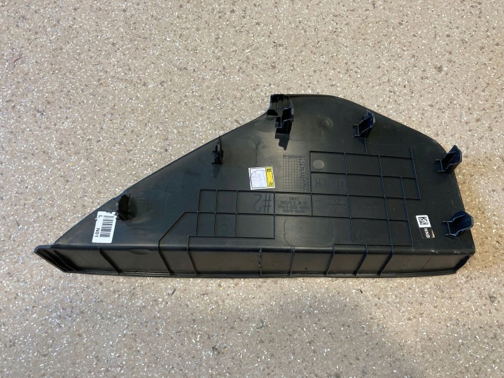 ZASLAPKA LATÉRALE TABLEAU DE BORD INSTRUMENTATION GAUCHE CÔTÉ HYUNDAI IONIQ 5 84780GI000