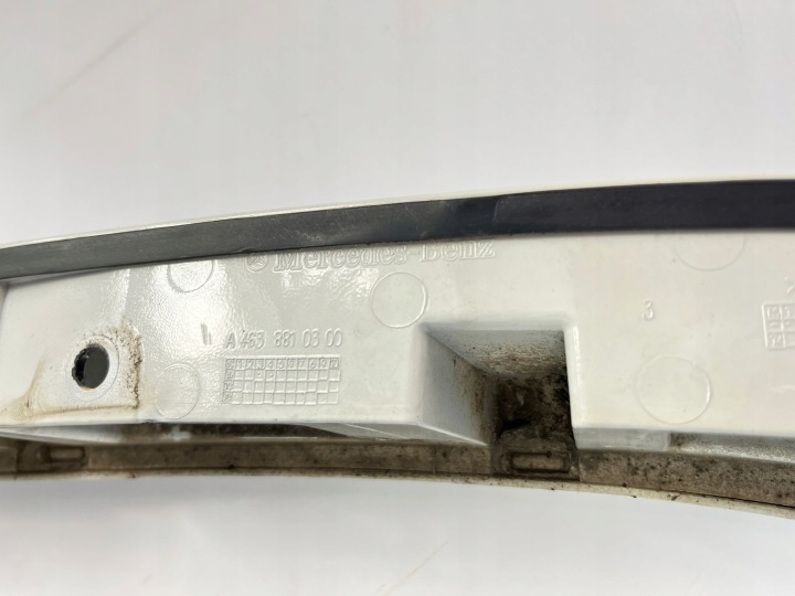 MOULURE GARDE-BOUE GAUCHE MERCEDES W463 2018R LIFT AMG G63 G-KLASA 4638810300