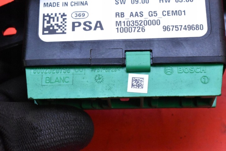 CONTRÔLEUR MODULE STATIONNEMENT PDC 9675749680 PEUGEOT 308 T9 13-17