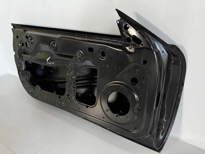 MASERATI GRANTURISMO M142 PORTES GAUCHE ORIGINE ÉTAT PERFEKCYJNY