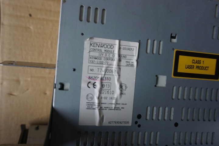SUBARU LEGACY IV PANNEAU COMMANDE AUTORADIO GX-201RH 86201AG310