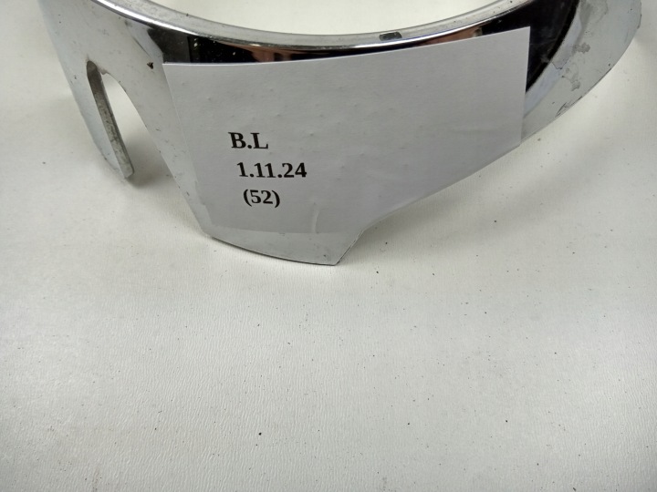 CHÂSSIS CALANDRE CALANDRE FIXATION EMBLÈMES VW GOLF VII 7
