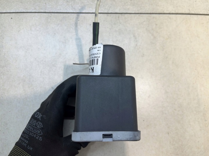 POMPE SERRURE CENTRAL GOLF III 1.9 TDI 1H0962264