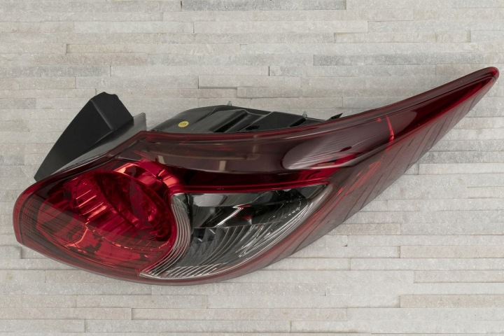 MAZDA CX-5 I KE 2012-17 PHARE DROIT ARRIÈRE KD5451150C