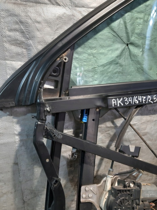 CHÂSSIS PORTES DROIT AVANT AUDI A6 C5 4B0837754D