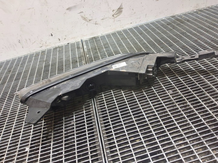 FEUX VERS CONDUITE DIURNE AVANT CÔTÉ DROITE HYUNDAI BAYON 92208Q0600