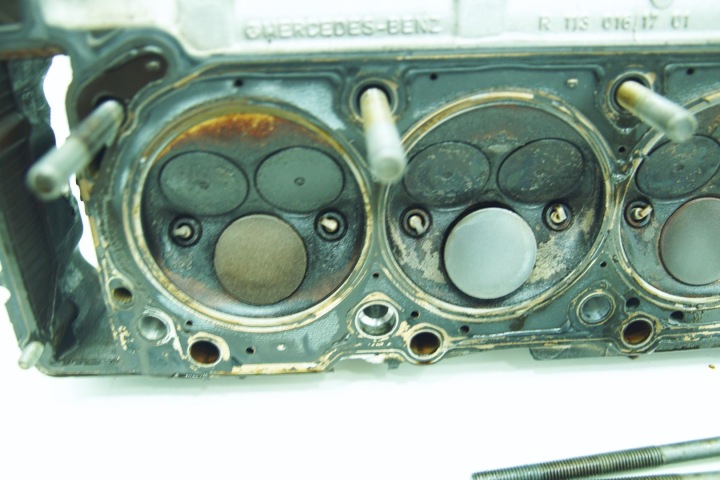 CULASSE DROITE R1130161701 CL W215 W220 SL R230 W164