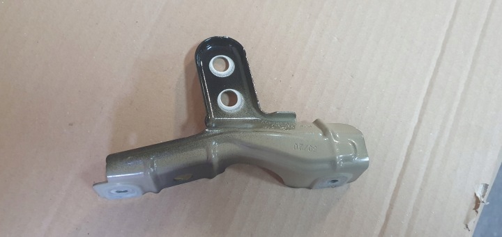 VW GOLF 8 FIXATION GARDE-BOUE 5H0821430 5H0821429