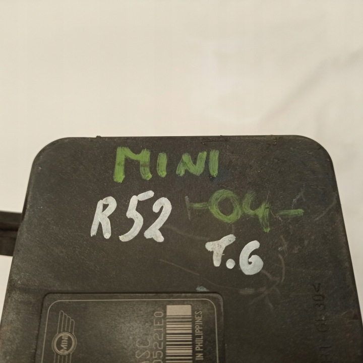 MINI COOPER R52 POMPE ABS 6765284