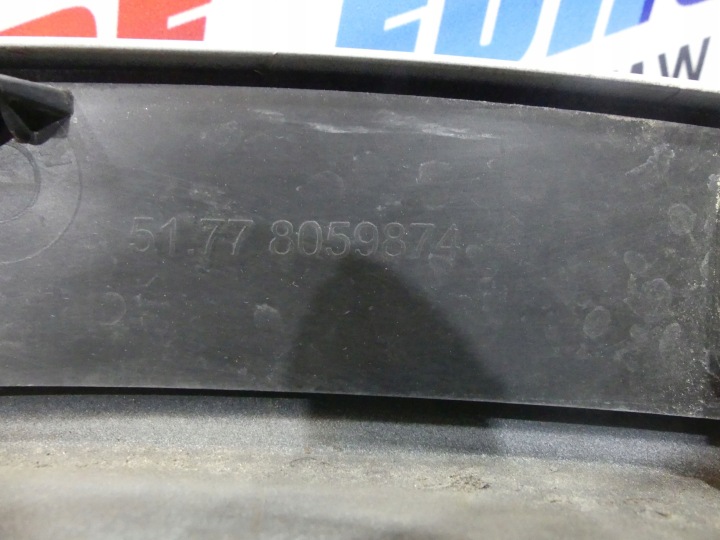BMW X1 F48 MOULURE PASSAGE DE ROUE ARRIÈRE DROITE MODULE 8059874