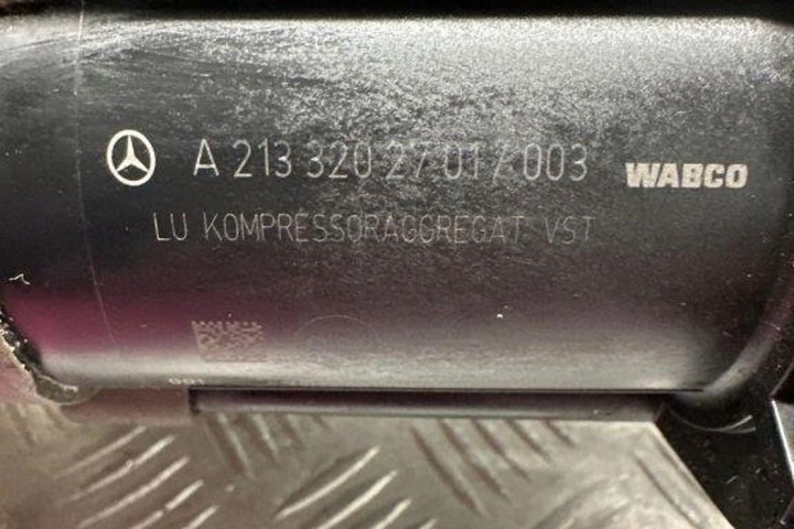 COMPRESSEUR SUSPENSIONS MERCEDES-BENZ E (W213) A2133202701 4.0L GASOLINE