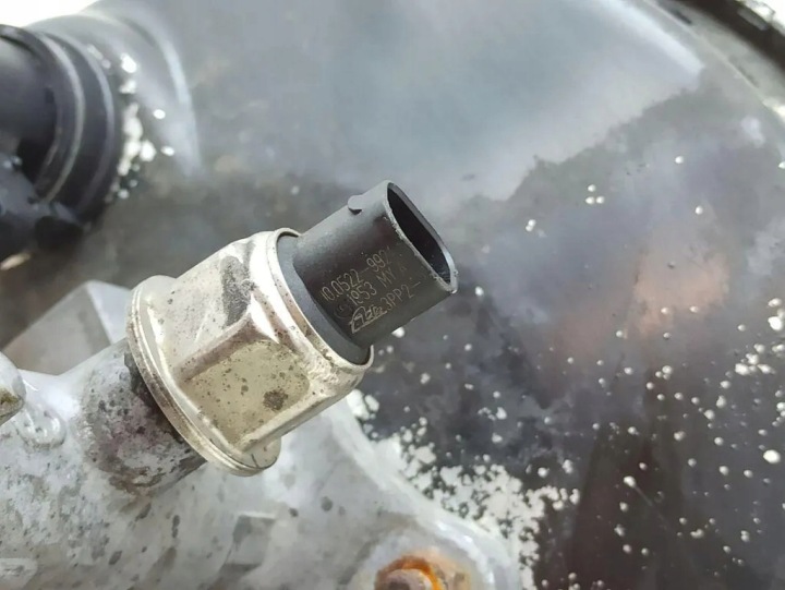 SERVO MERCEDES-BENZ M (W163) A1634300630 2.7L DIESEL 120KW 2003