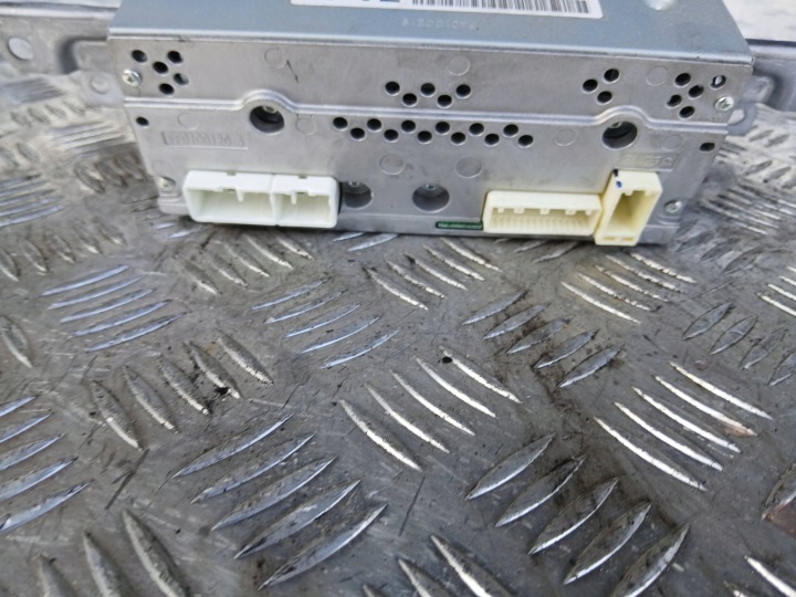 TOYOTA YARIS III RADIO AUTORADIO 86120-0DC20 2019R