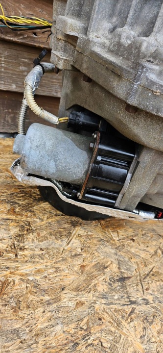 BOÎTE DISTRIBUTION JEEP GRAND CHEROKEE M0008986D