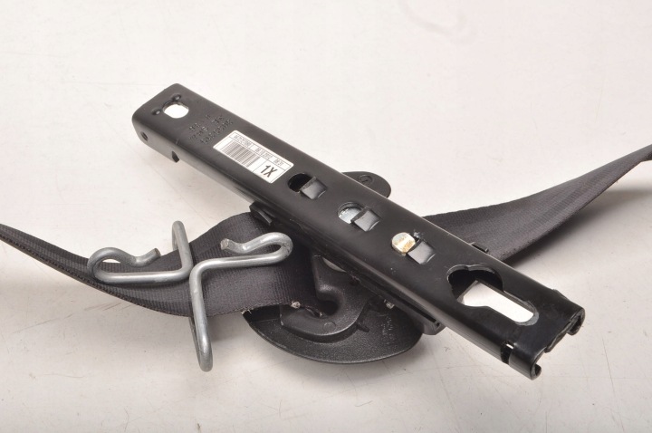 CITROEN C4 II CEINTURE DE SÉCURITÉ DROIT AVANT AGRAFE 96871490XX 96748384XT