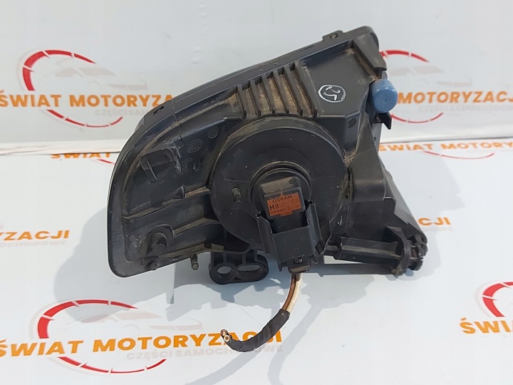 AUDI A3 III 8V 1.4 TSI 16R PHARES ANTIBROUILLARD GAUCHE 8V0941699D