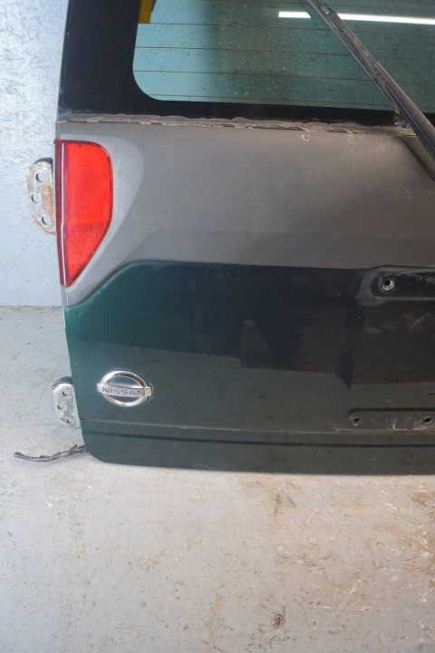 NISSAN TERANO II LIFT COUVERCLES DE COFFRE ARRIÈRE (K976)