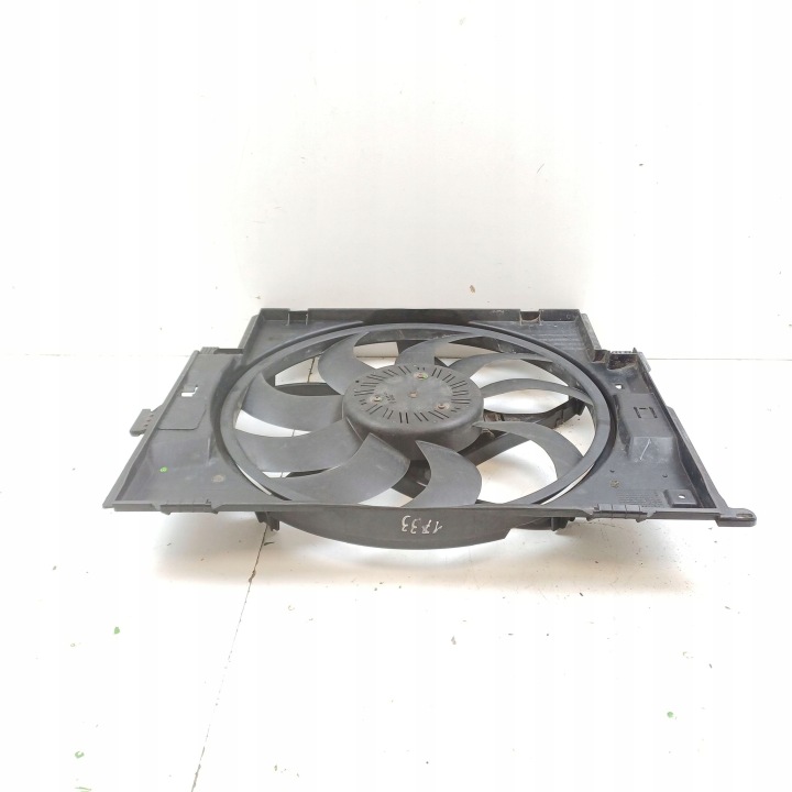 2014 BMW 3 F30 F35 F31 VENTILATEUR RADIATEUR 7608407