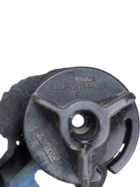 FORD MONDEO MK5 FIXATION RADIATEUR ENSEMBLE F2G3-8A194-AB
