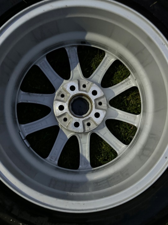 ENSEMBLE ROUES D'HIVER SUR FELGACH EN ALUMINIUM VERS BMW 5G30 G31